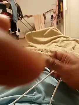 maleesa online show from 11/04/25, 02:54