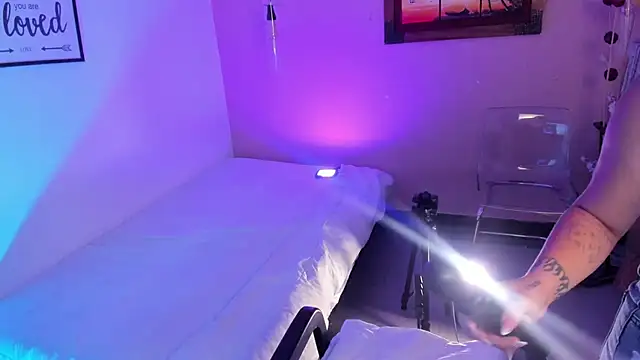 ArianaBaker online show from 10/02/25, 04:25