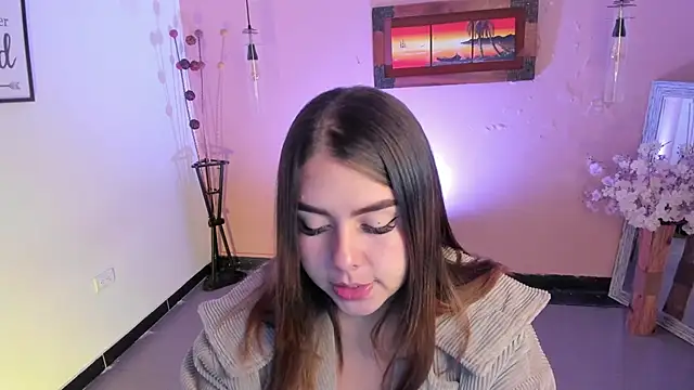 ArianaBaker online show from 11/25/25, 01:33