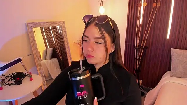 ArianaBaker online show from 04/16/26, 09:39