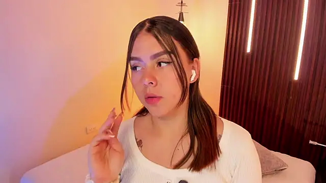 ArianaBaker online show from 04/23/26, 12:51