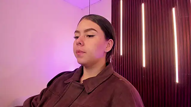ArianaBaker online show from 06/04/26, 12:33