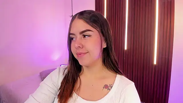 ArianaBaker online show from 06/05/26, 12:33