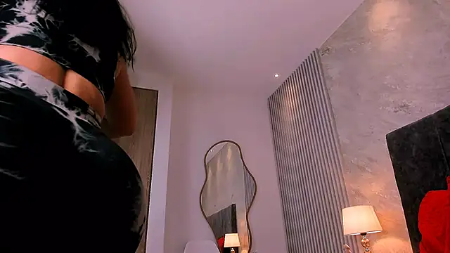 lola  sweetx online show from 02/18/25, 10:16