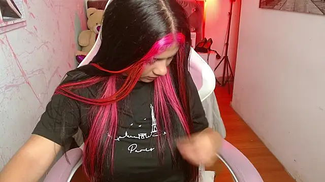 Candela-Smith online show from 10/28/25, 03:58