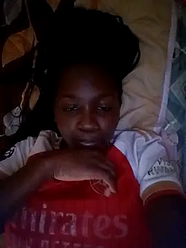 Snapshot of Swirly_blac chatting on 09/16/25, 09:10 Swirly blac online show from 09/16/25, 09:10