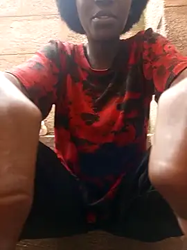 Snapshot of Swirly_blac chatting on 11/20/25, 07:19 Swirly blac online show from 11/20/25, 07:19