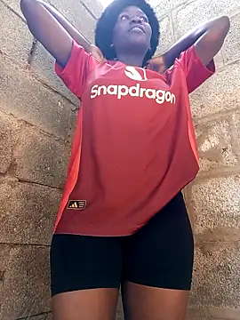 Snapshot of Swirly_blac chatting on 11/24/25, 07:08 Swirly blac online show from 11/24/25, 07:08