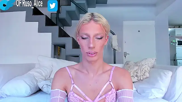 AliceSnowCatt online show from 12/17/24, 05:26