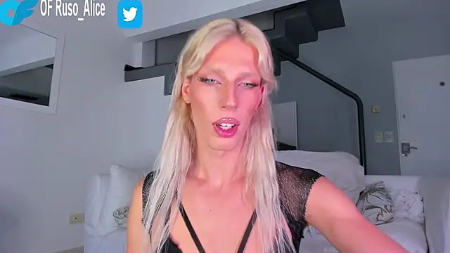 AliceSnowCatt online show from 01/14/25, 09:30