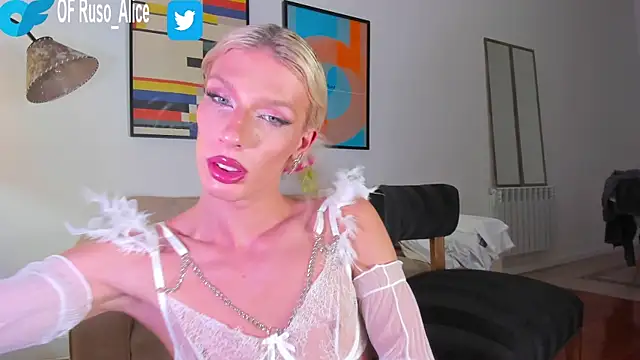 AliceSnowCatt online show from 01/19/25, 02:57