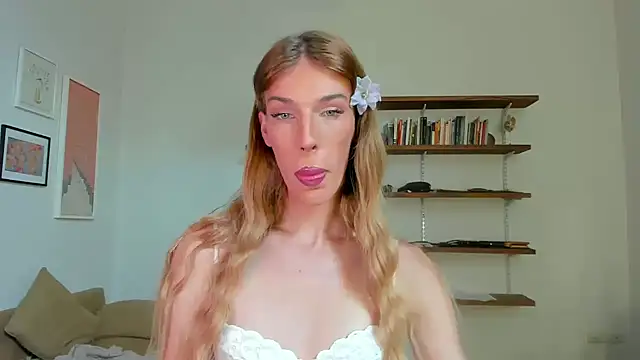 AliceSnowCatt online show from 11/12/25, 03:56