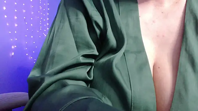 missdaniels online show from 02/13/25, 05:37