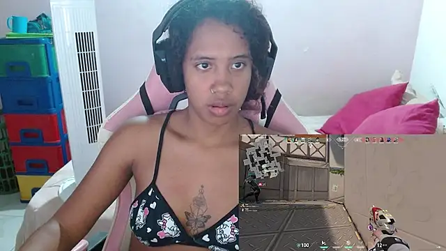 TiffanyRoouse online show from 02/05/25, 02:51