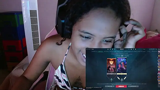 TiffanyRoouse online show from 02/09/25, 10:11