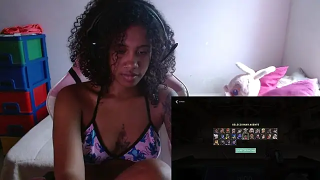 TiffanyRoouse online show from 02/23/25, 10:42