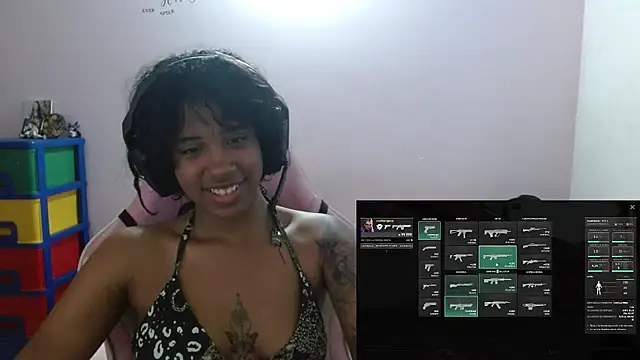 TiffanyRoouse online show from 09/15/25, 10:54