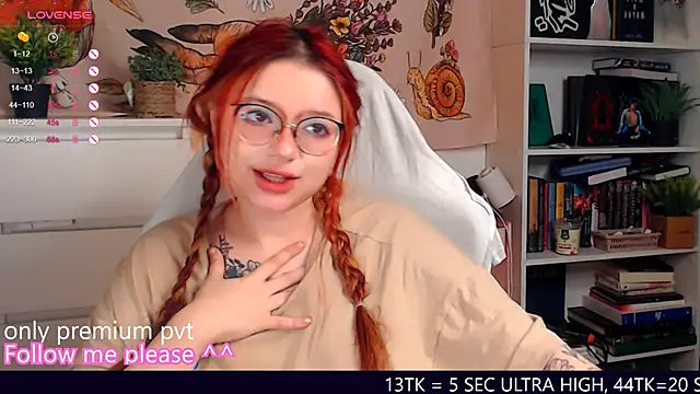 me  hanna online show from 12/04/25, 01:48