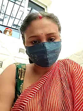 Snapshot of Archna-ji chatting on 01/07/25, 05:12 Archna-ji online show from 01/07/25, 05:12