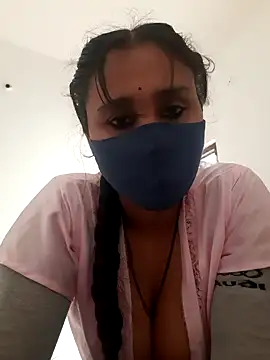 Snapshot of Archna-ji chatting on 02/11/25, 05:16 Archna-ji online show from 02/11/25, 05:16