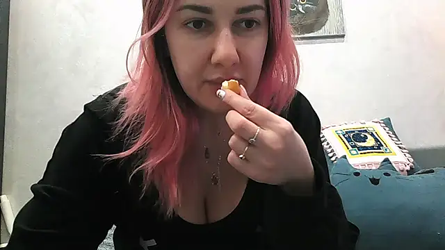 BlueXOwl online show from 02/10/25, 06:03