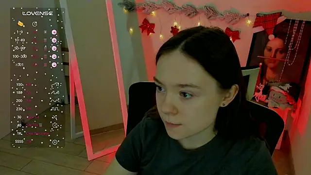 Snapshot of Florence_meow chatting on 12/21/24, 09:12 Florence meow online show from 12/21/24, 09:12