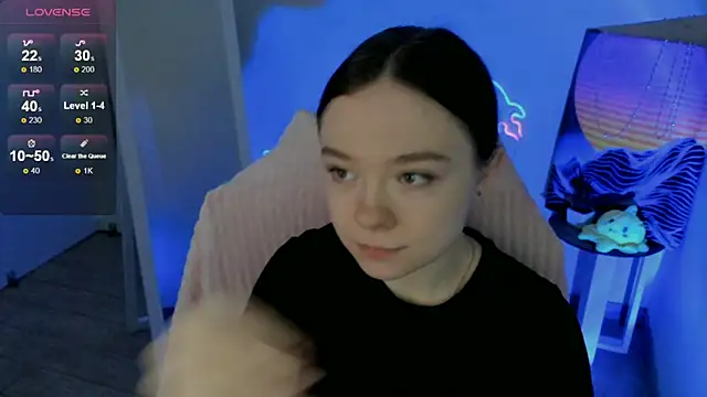 Snapshot of Florence_meow chatting on 02/20/25, 07:45 Florence meow online show from 02/20/25, 07:45