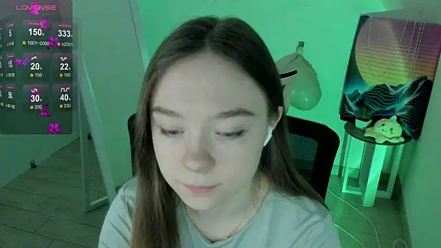 Snapshot of Florence_meow chatting on 03/07/25, 07:30 Florence meow online show from 03/07/25, 07:30