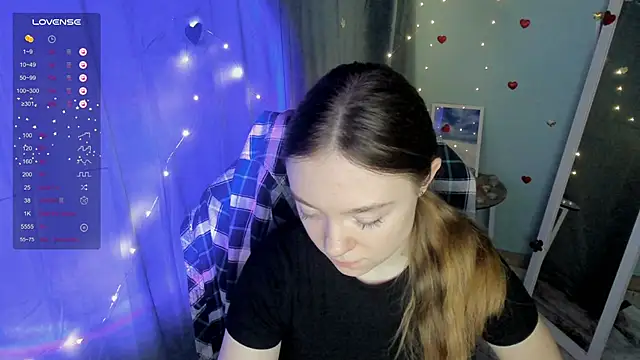 Snapshot of Florence_meow chatting on 03/09/25, 07:45 Florence meow online show from 03/09/25, 07:45