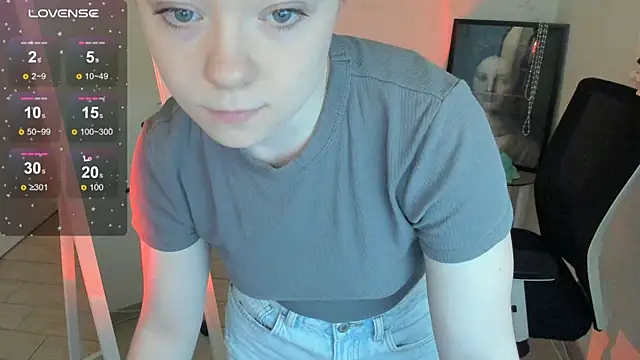 Florence meow online show from 04/08/26, 06:24