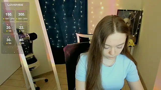 Snapshot of Florence_meow chatting on 05/04/26, 06:53 Florence meow online show from 05/04/26, 06:53