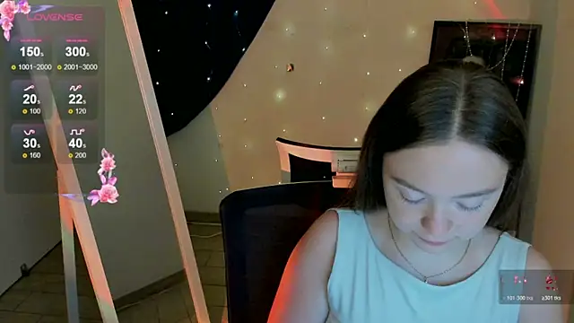 Snapshot of Florence_meow chatting on 06/17/26, 06:38 Florence meow online show from 06/17/26, 06:38