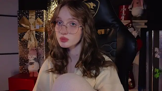 ELLIEJAY online show from 12/11/24, 11:21