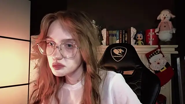 ELLIEJAY online show from 12/18/24, 08:25