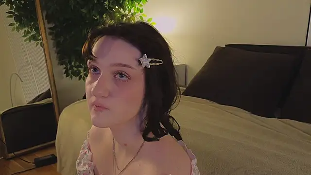 ELLIEJAY online show from 11/16/25, 05:13