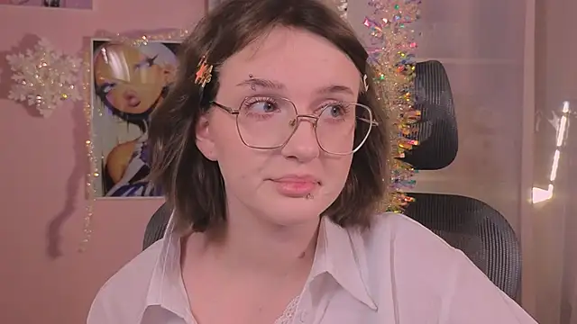 ELLIEJAY online show from 12/19/25, 06:20