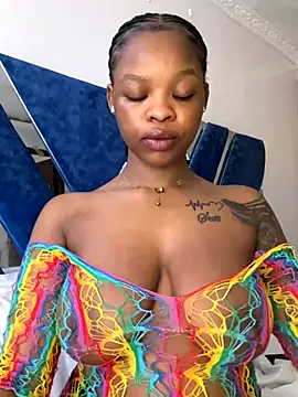 Snapshot of SexxyLunar chatting on 11/01/25, 06:48 SexxyLunar online show from 11/01/25, 06:48