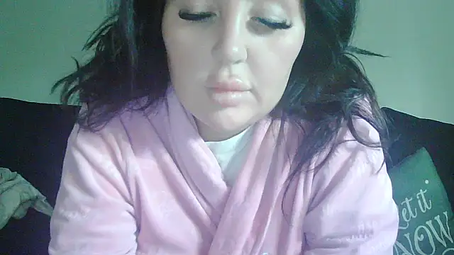 magical mia online show from 11/25/25, 09:42