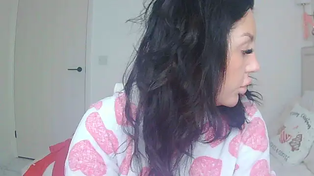 magical mia online show from 11/29/25, 10:29