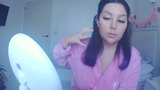 magical mia online show from 12/19/25, 12:56