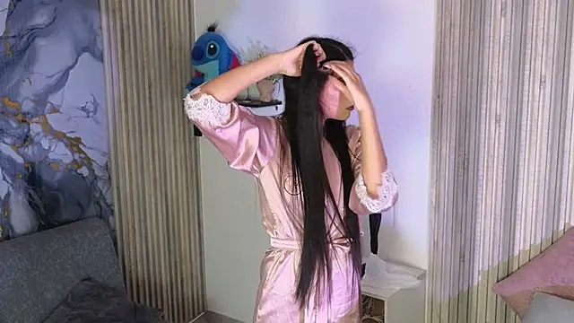 Snapshot of LissaWiild chatting on 10/27/25, 01:26 LissaWiild online show from 10/27/25, 01:26