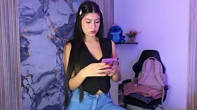 Snapshot of LissaWiild chatting on 02/11/26, 08:14 LissaWiild online show from 02/11/26, 08:14