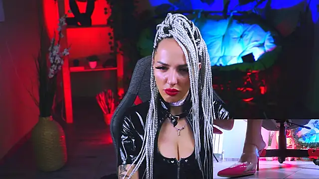 MonicaMaxwel online show from 02/10/25, 06:13