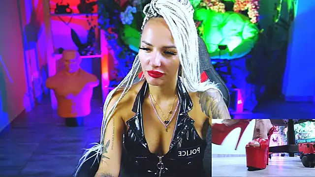 MonicaMaxwel online show from 09/10/25, 11:10