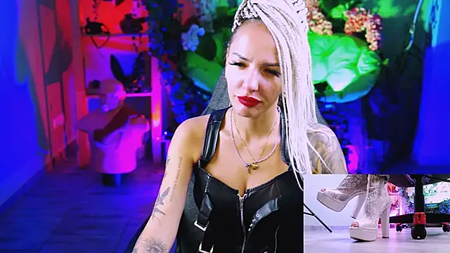 MonicaMaxwel online show from 09/22/25, 11:01