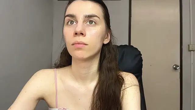 SassyJessi online show from 09/19/25, 04:03