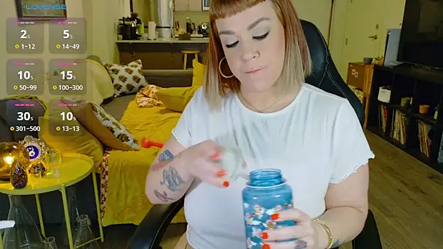 WendyDarling online show from 03/18/25, 06:48