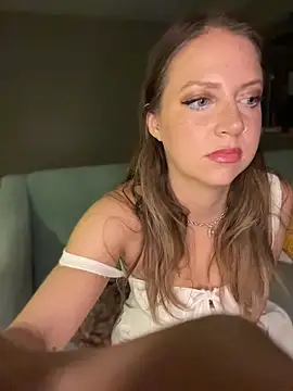 molly witha chance online show from 04/13/26, 12:05