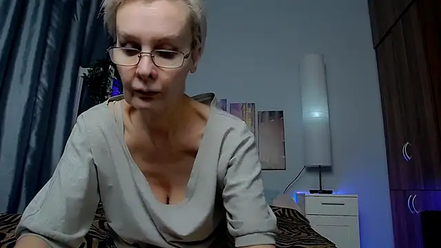 Snapshot of HelgaHimmell chatting on 01/29/25, 06:54 HelgaHimmell online show from 01/29/25, 06:54