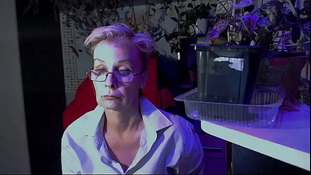 Snapshot of HelgaHimmell chatting on 07/02/26, 04:13 HelgaHimmell online show from 07/02/26, 04:13